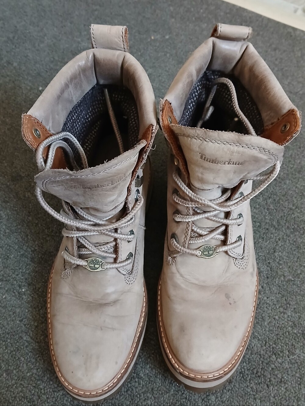 Timberland Women’s Beige Leather Lace-Up Boots Size 8